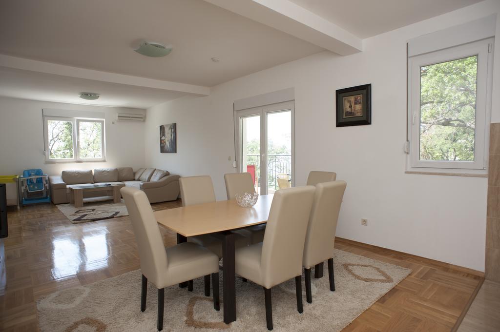 Apartments Villa Simonovic Petrovac Exteriör bild