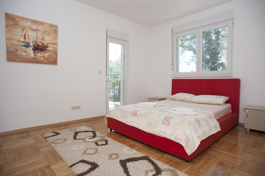 Apartments Villa Simonovic Petrovac Exteriör bild