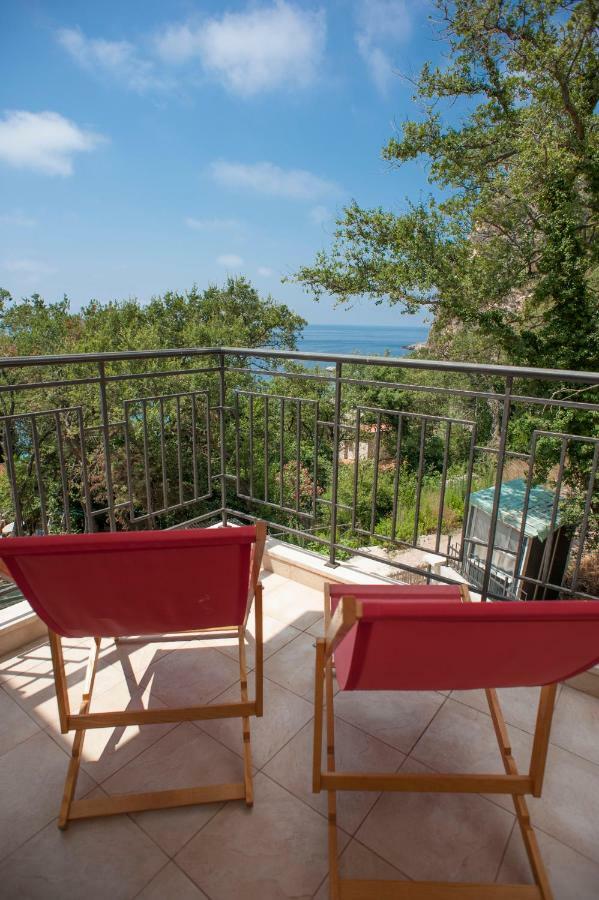Apartments Villa Simonovic Petrovac Exteriör bild